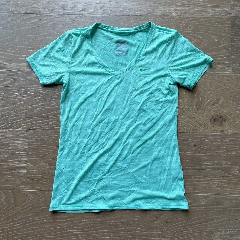 Nike Top Womens Small Green Crew Neck Striped Short Sleeve Dri-Fit‎
